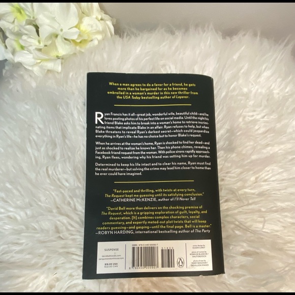 Book Bundle: 3 New Novels - Picture 9 of 10